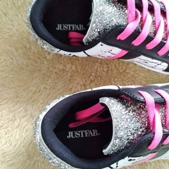 N.I.B. JustFab 'Wyatt' Sneakers - Picture 9 of 12